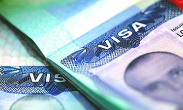 El servicio de Inmigración reanuda el proceso acelerado de Visas H-1B para Profesionales Extranjeros