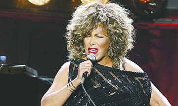 Tina Turner regresa al número uno de Billboard