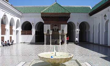 Universidad de Al-Qarawiyyin… Primera  Universidad del Mundo