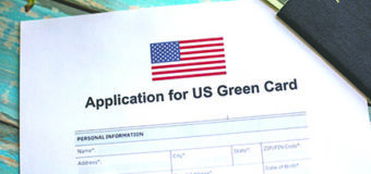La única forma en que USCIS acelere una Green Card resulta costoso para inmigrantes y el gobierno