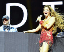 Shakira actúa por sorpresa en la Gran Noche de Bizarrap y Peso Pluma en Coachella