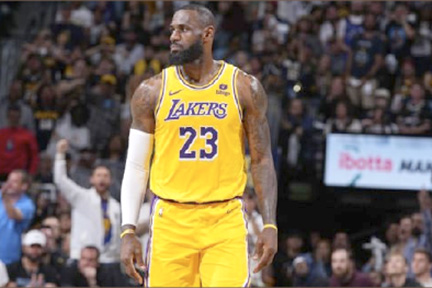 LeBron se niega a decir si jugó su último partido con los Lakers